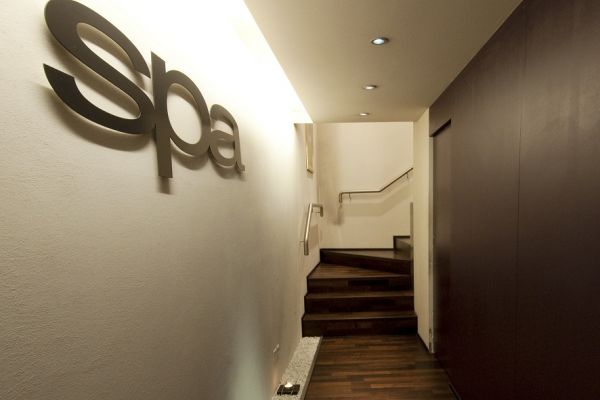 Spa Entree - Copyright © by 