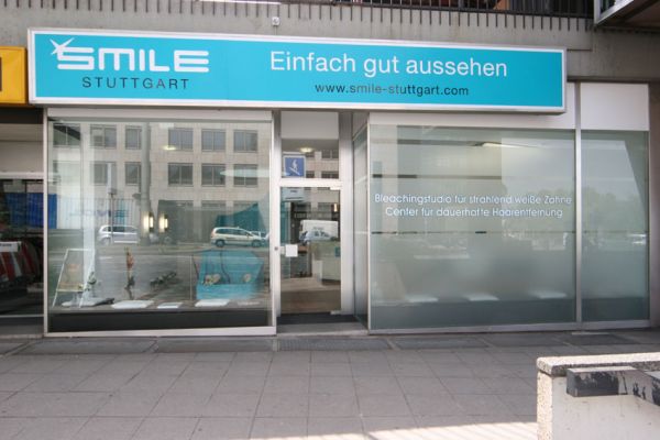 Smile Stuttgart  - Copyright © by 